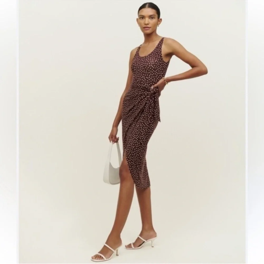 NWT Reformation Kaila Wrap Dress in Mocha Brown Polka Dots Size Medium - Picture 2 of 7